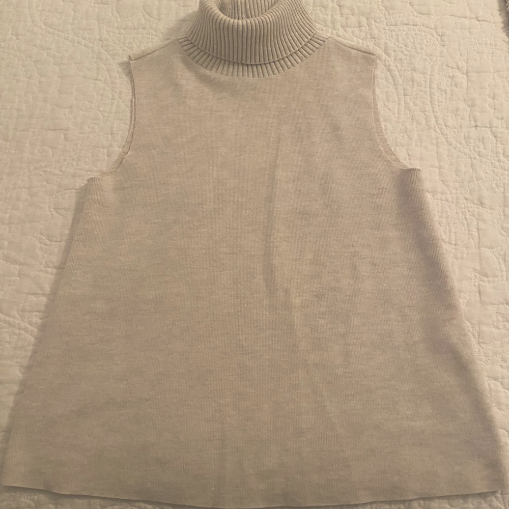 NWOT Zara Soft Turtleneck Top